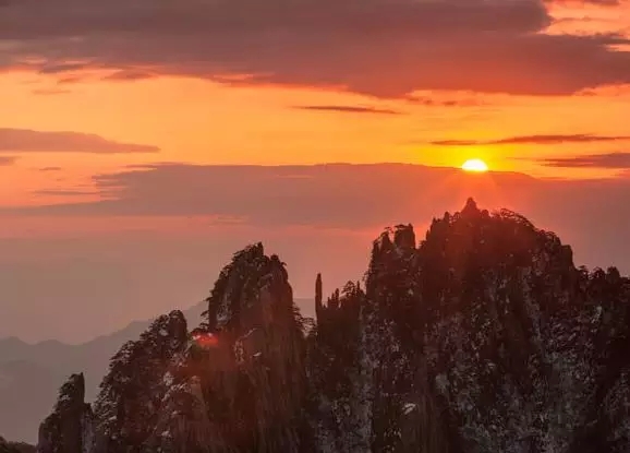 出门旅游怎么玩？快看中国10大旅行目的地宝典