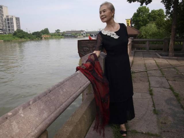 中国最摩登老太，87岁还这么优雅-希望zz