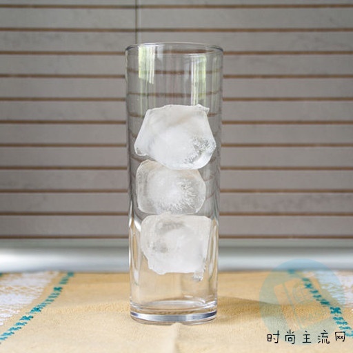 皮斯科拉 Piscola 鸡尾酒第一步