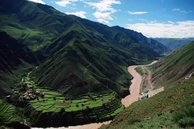中国最壮美的十大峡谷 美得好像不在地球!-希望zz